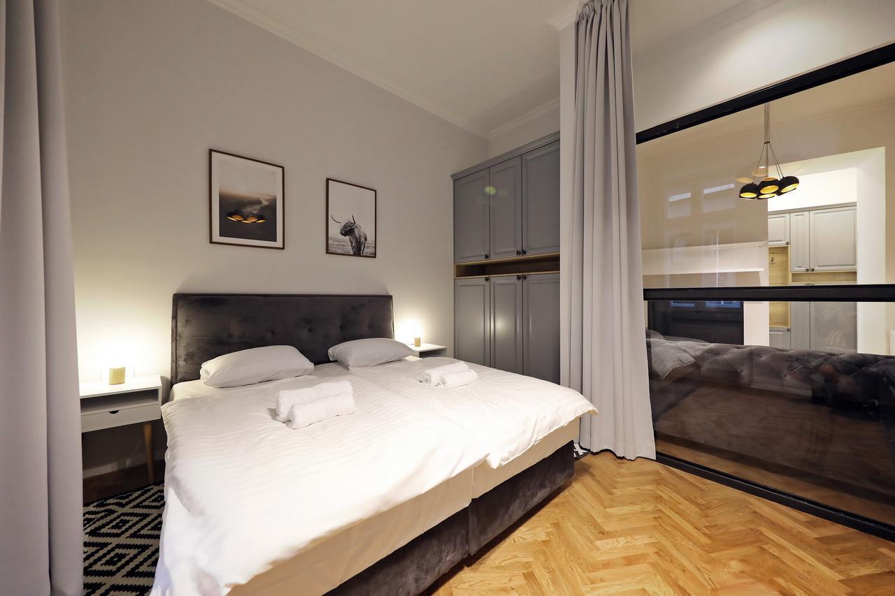 Central Apartments 萨格勒布 外观 照片